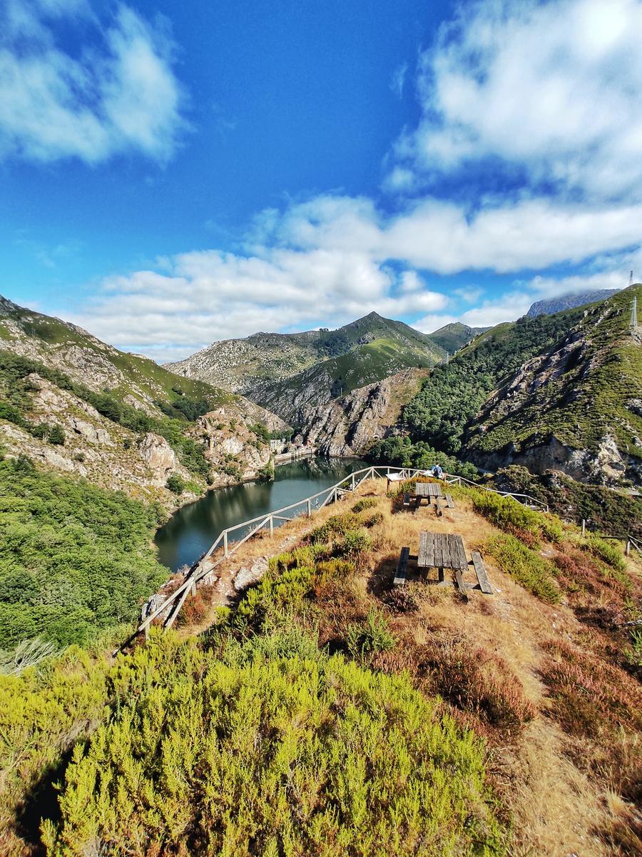 El Parque de Redes, el entorno de nuestros alojamientos rurales 16 apartamentos Benaki Sende verde El Apartamentos Benaki Ladines